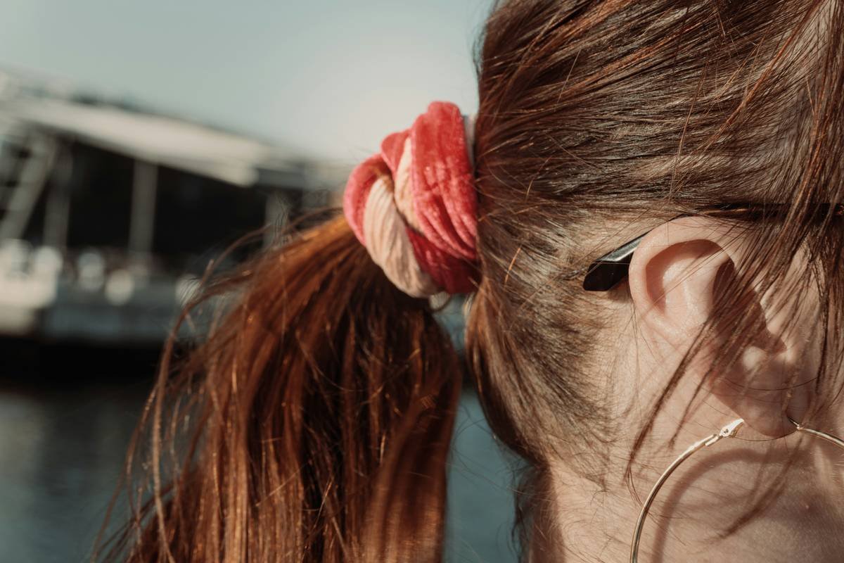 Why Your Elastic Hair Band Might Be Sabotaging Your Hair Yoga Practice (And How to Fix It)
