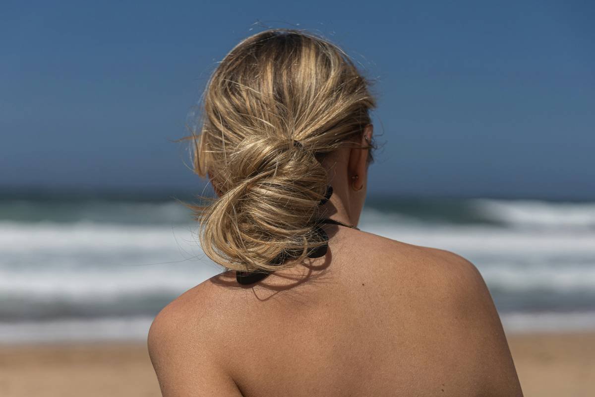 The Athletic Hair Bun: Your Secret Weapon for Sweat-Proof, Stylish Workouts (Without the Headache)