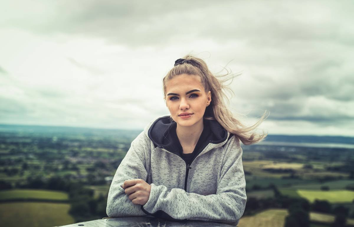 Model Kayleigh Llewellyn outside shoot