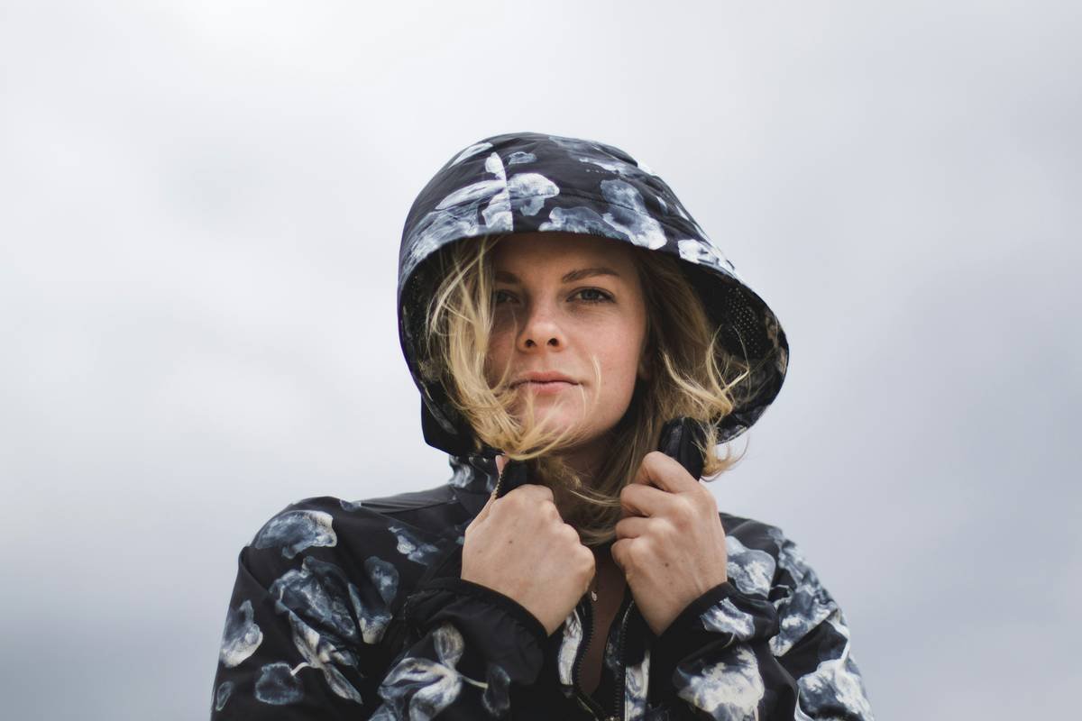 How to Master the Sporty Hair Yoga Look Without Sacrificing Style or Scalp Health
